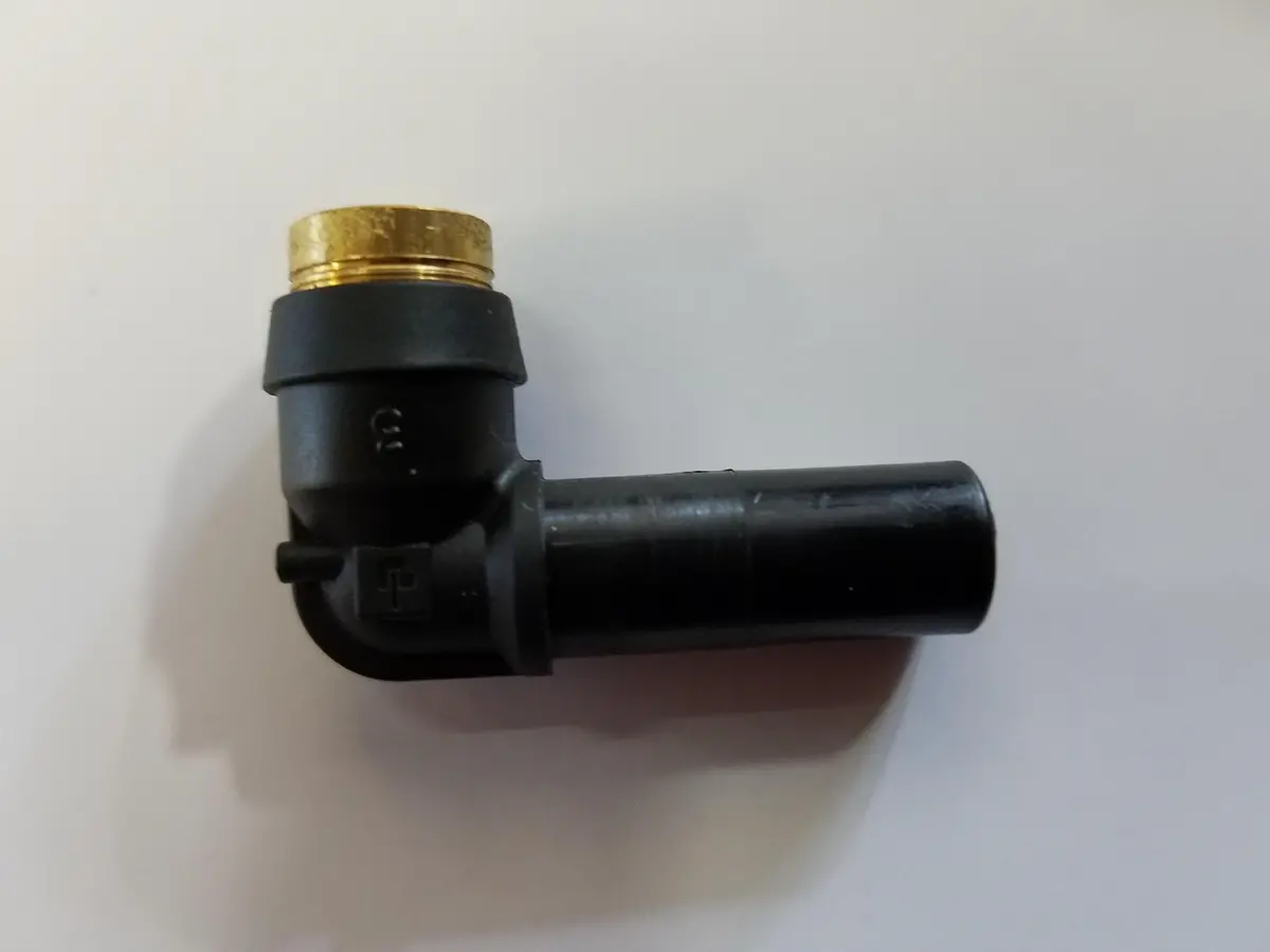 2024445C Elbow 90 Degree W/Stem 1