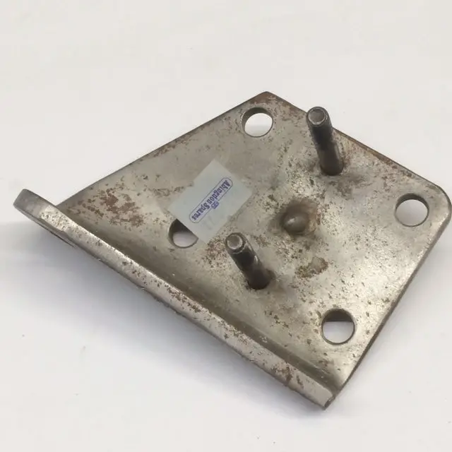 Shock Bracket, R/H, Used 1