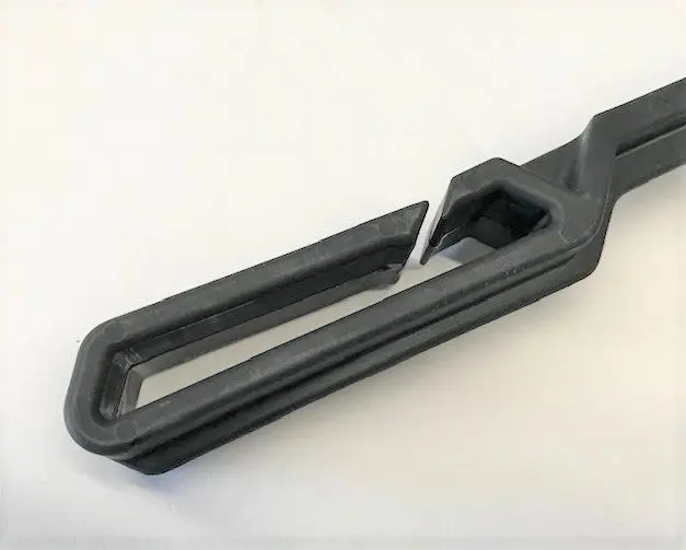Seat Belt Guides For 1970 And Later Mgb, Pair 2