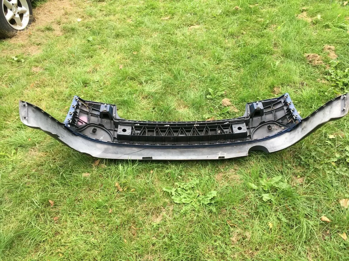 Audi A4 B6 2001-06 Saloon Rear Bumper Denim Blue Lz5w With Parking Sensor Holes 2