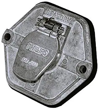 15-762 Receptacle Extended Barrel W/20A Breakers 1