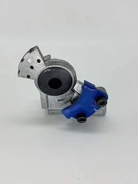 Glh5317 Gladhand Angle Mount Blue 1