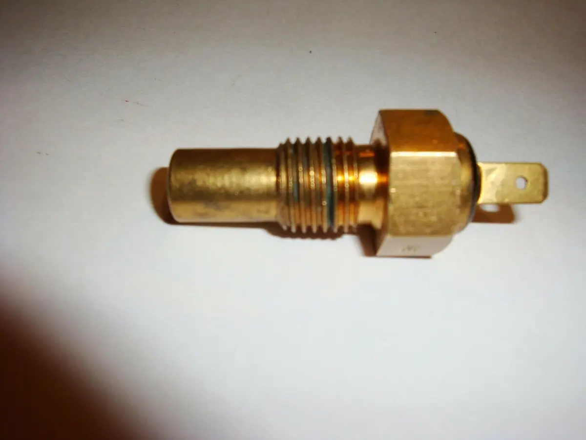 Water Temperature Temp Gauge & Sender Switch For David Brown Case Ih 3127959R1 2