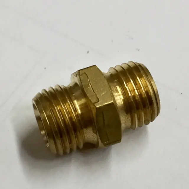 Adaptor To Connect Fuel Lines 1