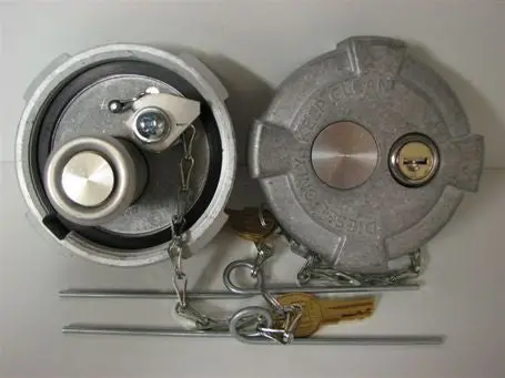 Fta-C-69 Fuel Cap 3" Locking 1