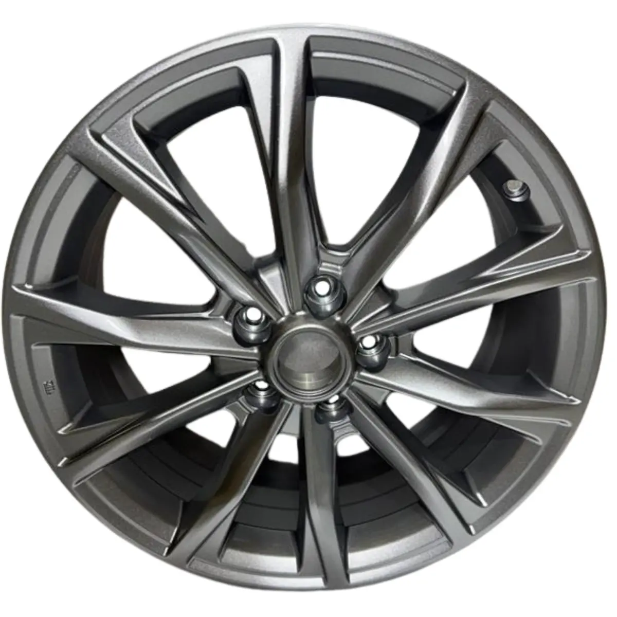 New 18" 2023-2025 Honda Cr-V Silver Replacement Alloy Wheel - 60310 1