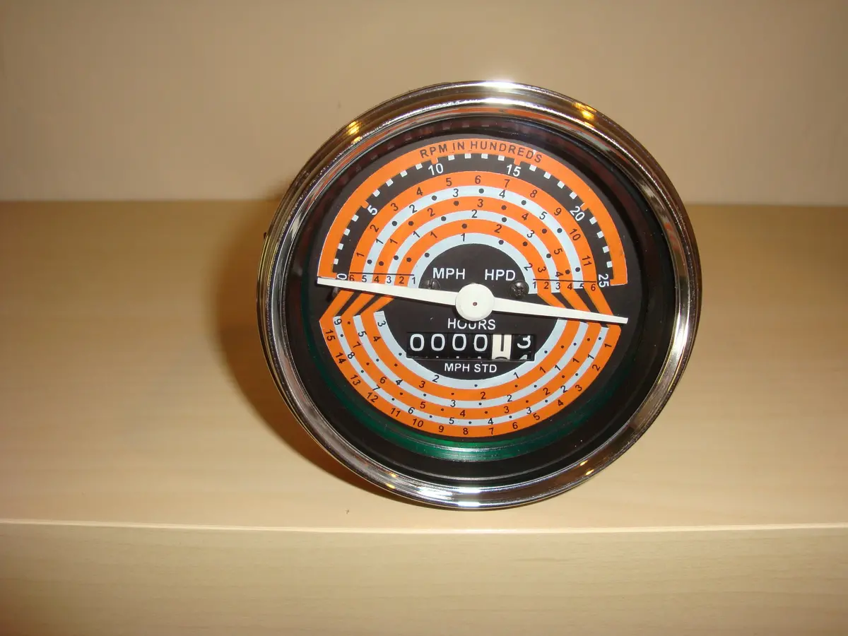 Tachometer Compatible With Oliver Tractor 1550 1555 1650 1655 1650 158389A-R 1