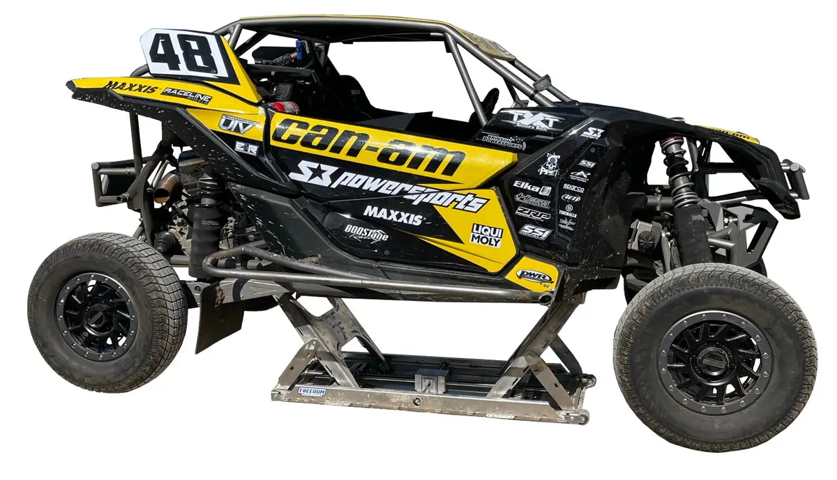 Utv3000<Br>Utv Lift 1