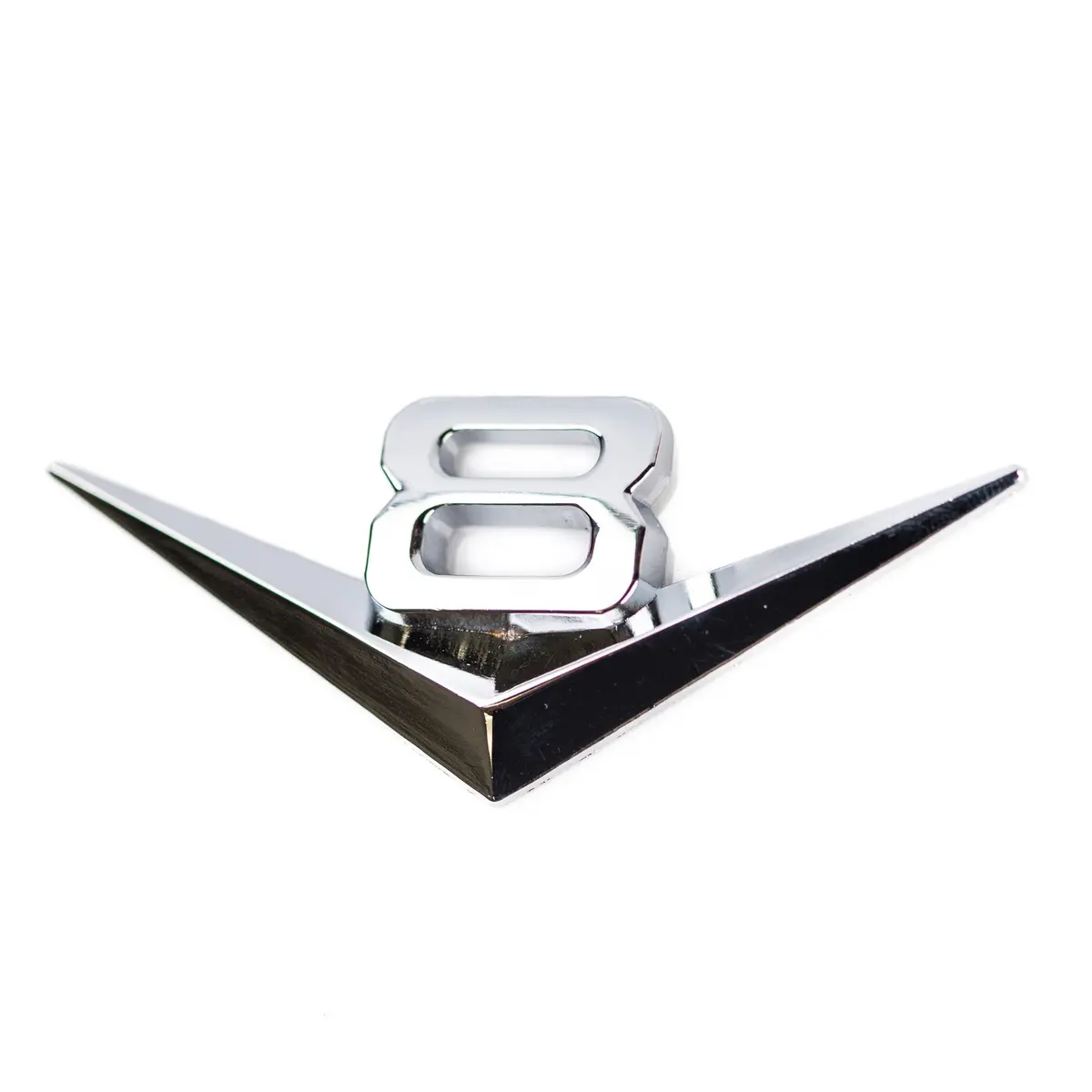 V8 - Chrome Vehicle Badge 1