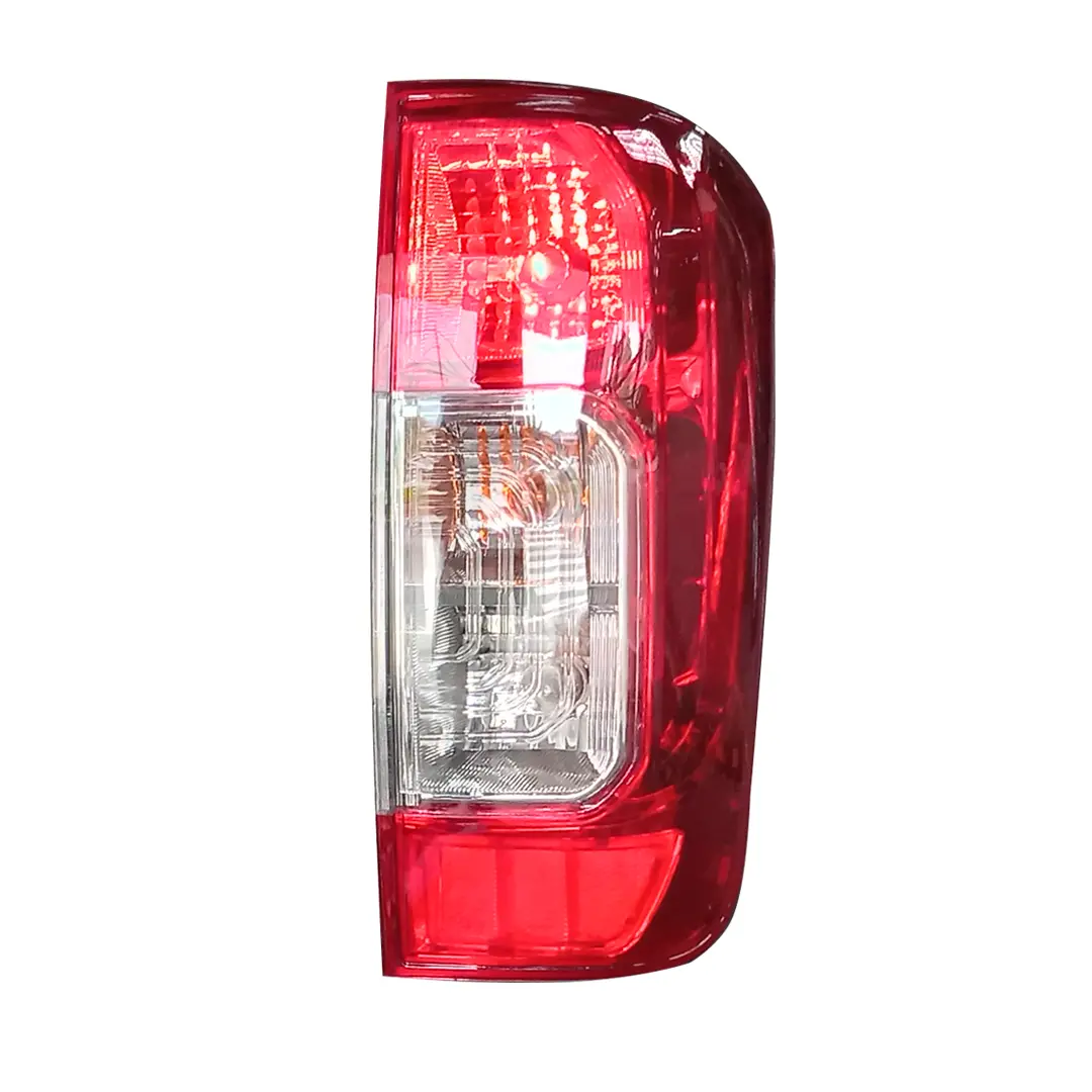 Stop Trasero Der Nissan Np300 1
