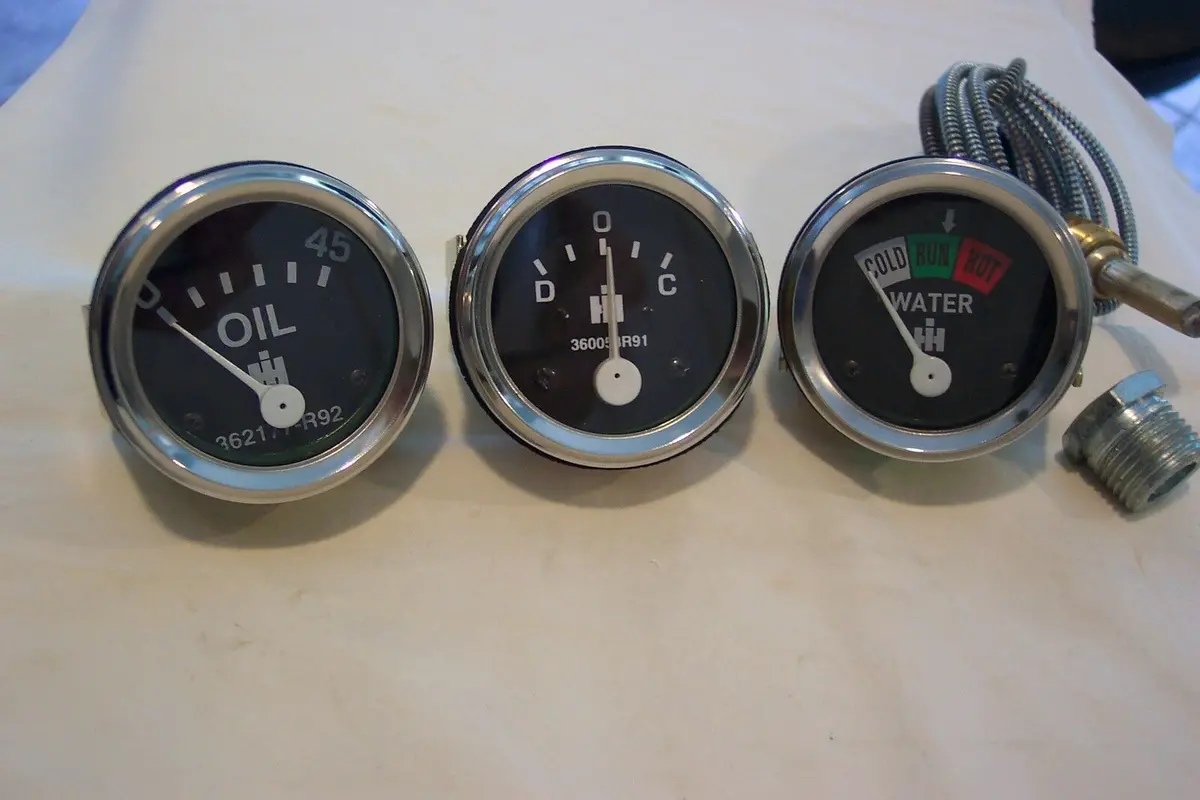 Oil Temp Amp Gauge Set For Ih / Farmall 460 560 Gas And Diesel 1