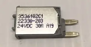 3536182C1 30 Amp Circuit Breaker 1