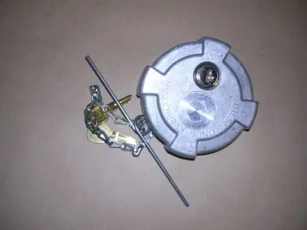 Fta-C-97 Fuel Cap 3.5" Locking 1