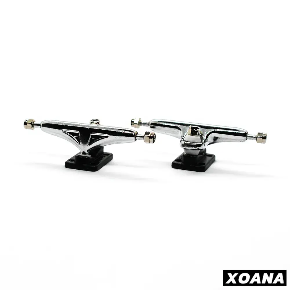 Xoana Silver-Black Fingerboard Trucks 1