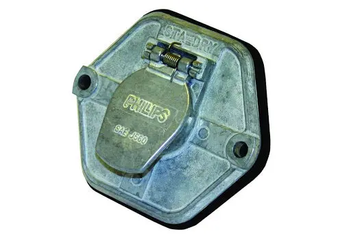 15-760 Receptacle Extended Barrel W/O Breakers 1